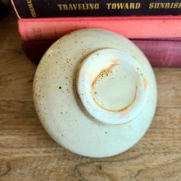 Hand painted ceramic bud vase. - Picture 4 of 4